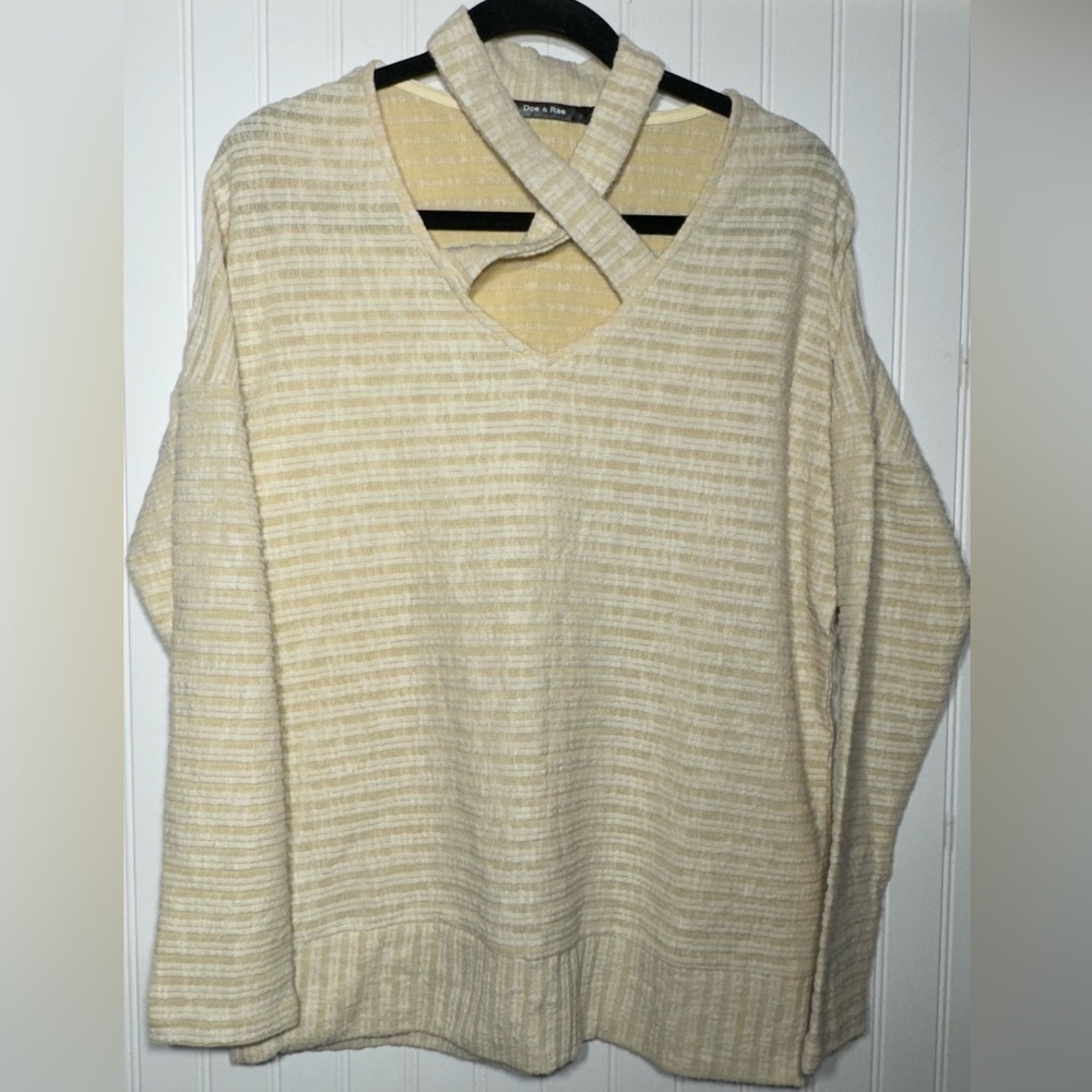 Doe and Rae Sweater sz Large NWOT